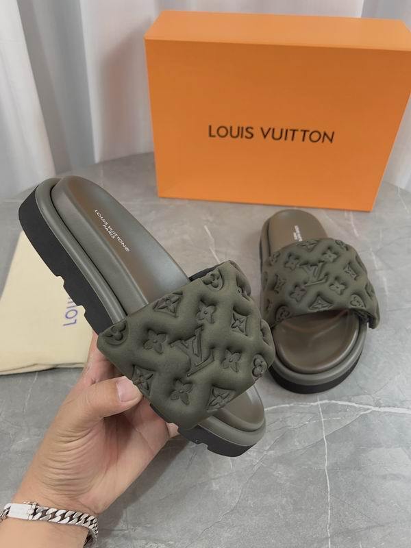 LV Men's Slippers 388